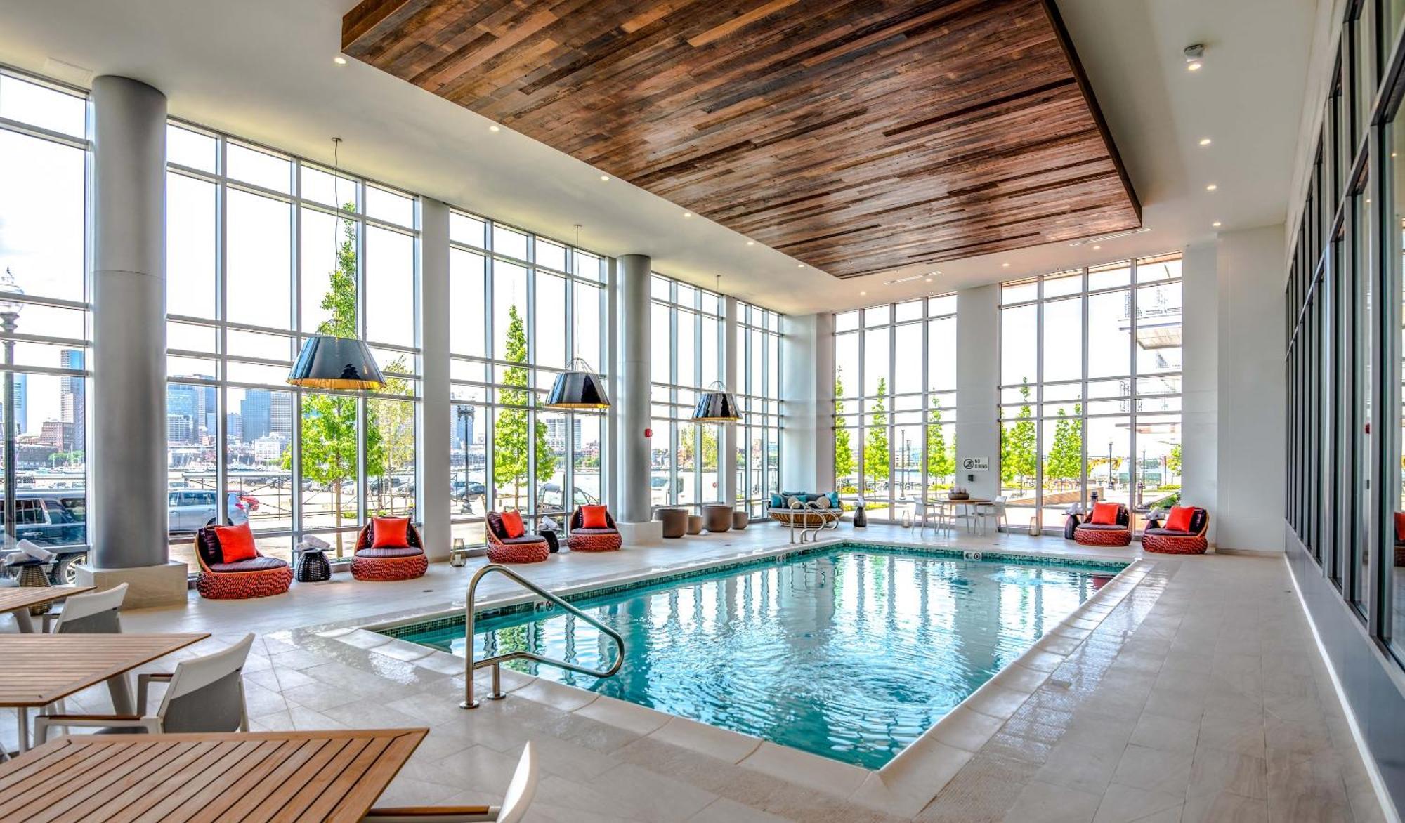 Global Luxury Suites East Βοστώνη Εξωτερικό φωτογραφία
